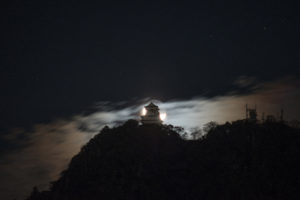 大晦日明け方の月と岐阜城 PENTAX K-S2 smc PENTAX-DA L 1:4-5.6 50-200mm ED WR